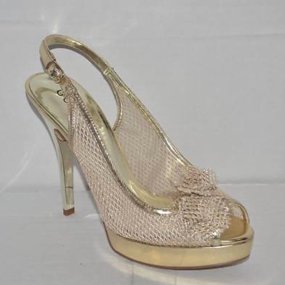 GUESS!! HILLERI GOLD FABRIC PLATFORM HEELS
